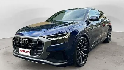 Blu/azzurro Usata 2023 Audi Q8 Sport SUV | 76.900 € (Cara)