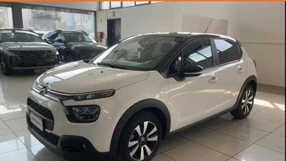 Begagnad Citroën C3 Feel 102 HK (75 kW) 2023 Vit Halvkombi