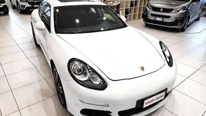 Usata Porsche Panamera Edition 300 CV (220 kW) 2015 Utilitaria
