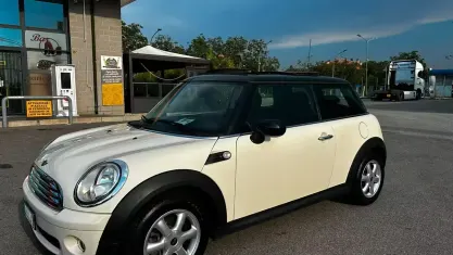 Usata Mini ONE 120 CV (88 kW) 2010 Bianco Utilitaria