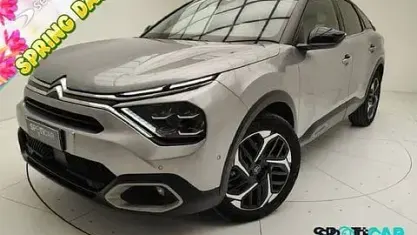 Käytetty Citroën C4 PureTech 131 HP (96 kW) 2022 Harmaa Sedan