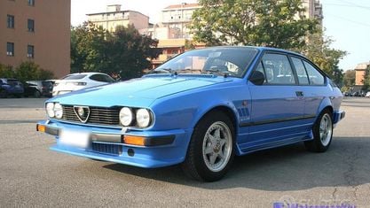 Occasion Alfa Romeo GTV 131 ch (96 kW) 1983 Bleue Coupé