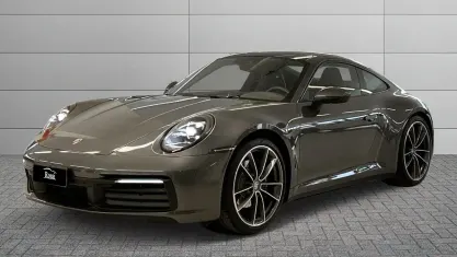 Usata Porsche 911 Carrera 385 CV (283 kW) 2022 Grigio scuro metallizzato Coupé