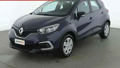 Usata Renault Captur Life 90 CV (66 kW) 2018 Blu SUV