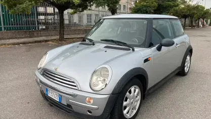 Usata Mini One D 75 CV (55 kW) 2004 Grigio Utilitaria