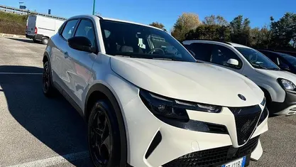 Usata Alfa Romeo Junior 136 CV (100 kW) 2025 SUV