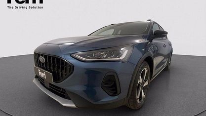 Usata Ford Focus Active 125 CV (91 kW) 2022 Chrome blue SUV