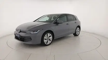 Usata VW Golf VIII Edition 204 CV (150 kW) 2025 Moonstone grey Berlina