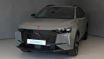 Usata DS Automobiles DS7 Crossback Performance Line Plus 131 CV (96 kW) 2024 Grigio metallizato SUV