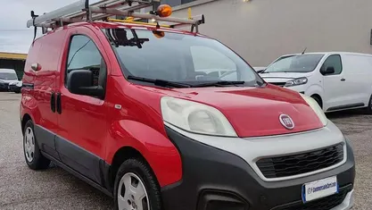 Usata Fiat Fiorino 95 CV (69 kW) 2017 Rosso Monovolume