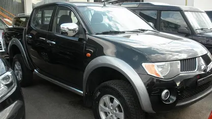 Usata Mitsubishi L200 Intense 136 CV (100 kW) 2011 Pick-up