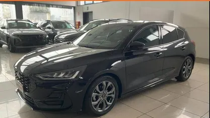 Usata Ford Focus 115 CV (84 kW) 2023 Nero Berlina