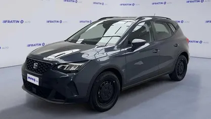Usata Seat Arona Reference 95 CV (69 kW) 2025 Gray SUV
