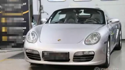 Usata Porsche Boxster 280 CV (205 kW) 2005 Grigio Cabrio