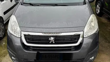 Usata Peugeot TePee Access 92 CV (67 kW) 2015 Monovolume