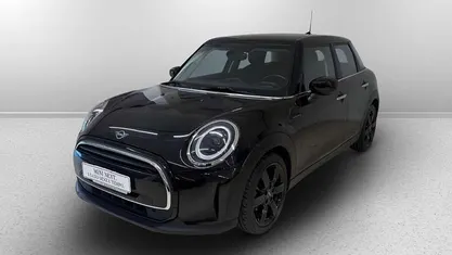 Midnight black metallizzato Usata 2021 Mini Cooper Classic Due volumi | 21.000 € (Buon prezzo)