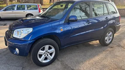 Blu Usata 2002 Toyota RAV4 SUV | 2850 € (Buon prezzo)