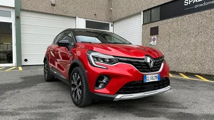 Usata 2023 Renault Captur Techno SUV | 15.500 € (Buon prezzo)