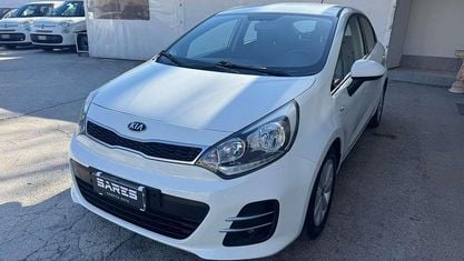 Usata Kia Rio 83 CV (61 kW) 2016 Bianco Berlina