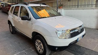 Usata Dacia Duster Lauréate 110 CV (80 kW) 2011 SUV