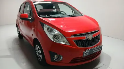 Usata Chevrolet Spark LS 81 CV (59 kW) 2011 Rosso Utilitaria