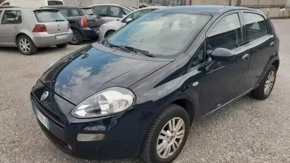 Usata Fiat Punto Street 70 CV (51 kW) 2015 Nero Utilitaria