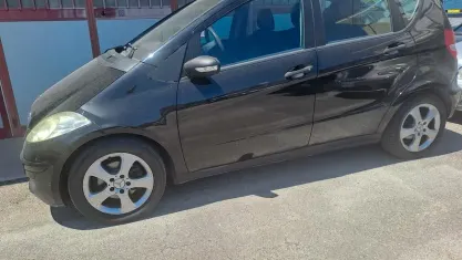 Usata Mercedes A180 Elegance 109 CV (80 kW) 2006 Nero Berlina