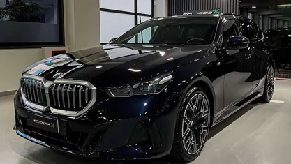 Usata 2024 BMW 520 M Sport Station wagon | 72.900 €