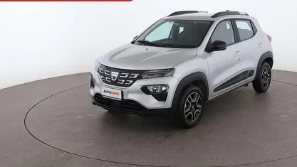 Grigio Usata 2023 Dacia Spring Comfort Due volumi | 10.499 € (Buon prezzo)