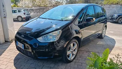 Usata Ford S-MAX Titanium 140 CV (102 kW) 2007 Nero Monovolume