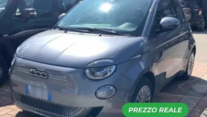 Usata Fiat 500e 42 kW (58 CV) 2023 Grigio