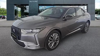 Usata 2023 DS Automobiles DS4 Trocadero Tre volumi | 21.850 € (Buon prezzo)