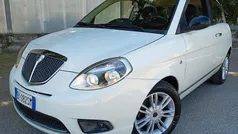 Bianco Usata 2011 Lancia Ypsilon Due volumi | 2950 € (Ottimo prezzo)