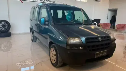 Usata Fiat Doblò 65 CV (47 kW) 2001 Blu/azzurro Monovolume