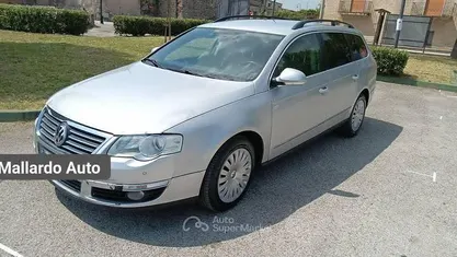 Usata VW Passat 140 CV (102 kW) 2008 Argento Station wagon
