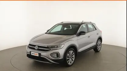 Usata VW T-Roc Style 150 CV (110 kW) 2022 Grigio SUV