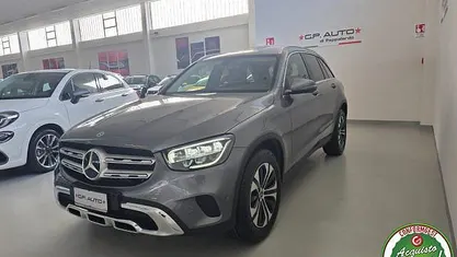 Usata Mercedes GLC220 194 CV (142 kW) 2022 Grigio SUV