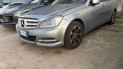 Usata Mercedes C200 Elegance 136 CV (100 kW) 2012 Berlina