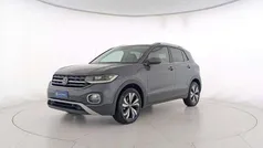 Smoky grey metallizzato Usata 2022 VW T-Cross Advance SUV | 19.900 € (Buon prezzo)