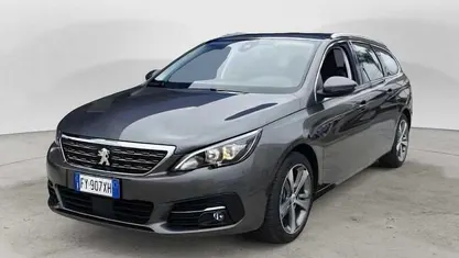 Grigio Usata 2019 Peugeot 308 Allure Station wagon | 18.800 €