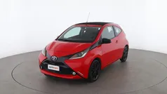 Rosso Usata 2015 Toyota Aygo X-wave Due volumi | 7599 € (Buon prezzo)