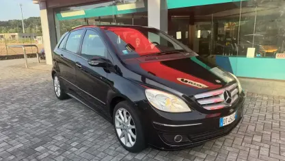 Usata Mercedes B170 116 CV (85 kW) 2007 Nero Monovolume