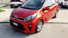 Rosso Usata 2023 Kia Picanto Urban Due volumi | 12.900 € (Buon prezzo)