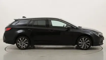 Second-hand Toyota Corolla Style 122 CP (89 kW) 2022 Break