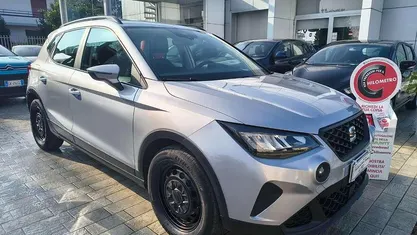 Grigio Usata 2022 Seat Arona Reference SUV | 12.950 € (Ottimo prezzo)