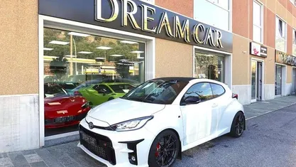 Usata 2024 Toyota Yaris Due volumi | 37.990 € (Ottimo prezzo)