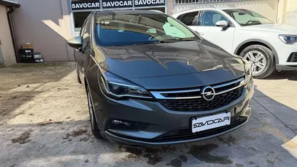 Usata Opel Astra Innovation 110 CV (80 kW) 2019 Grigio Station wagon