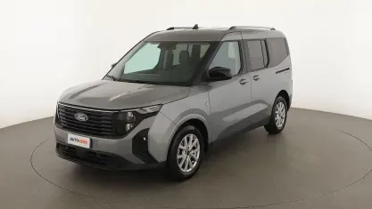 Usata Ford Tourneo Courier Titanium 125 CV (91 kW) 2024 Grigio Monovolume
