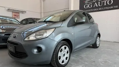 Usata Ford Ka Titanium 69 CV (50 kW) 2010 Grigio Utilitaria