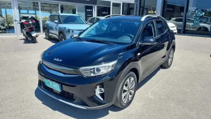 Usata Kia Stonic Style 100 CV (73 kW) 2022 Nero SUV
